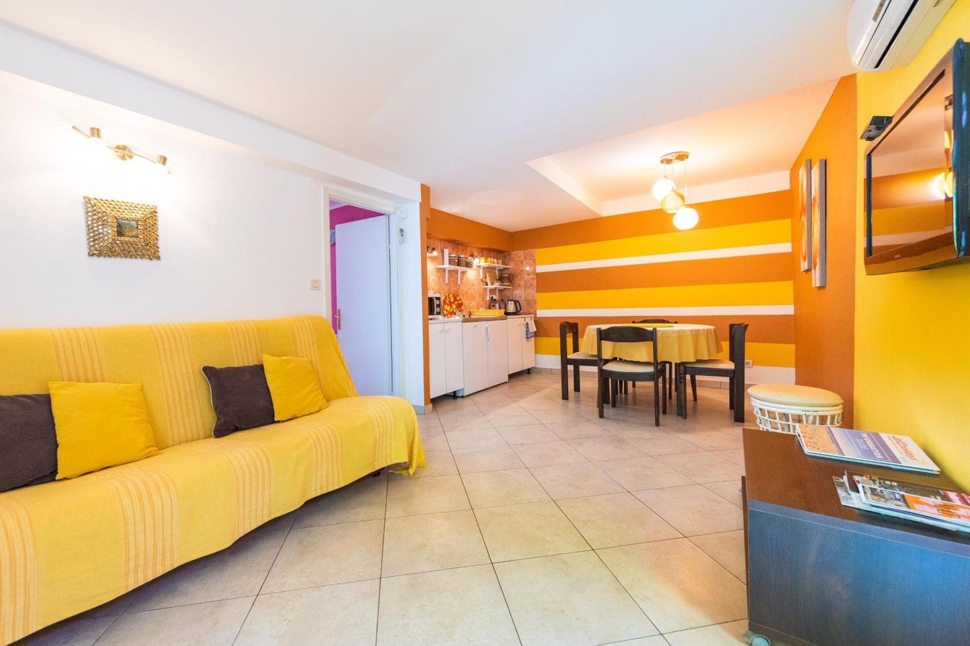 Apartments Mare Mlini Exterior photo