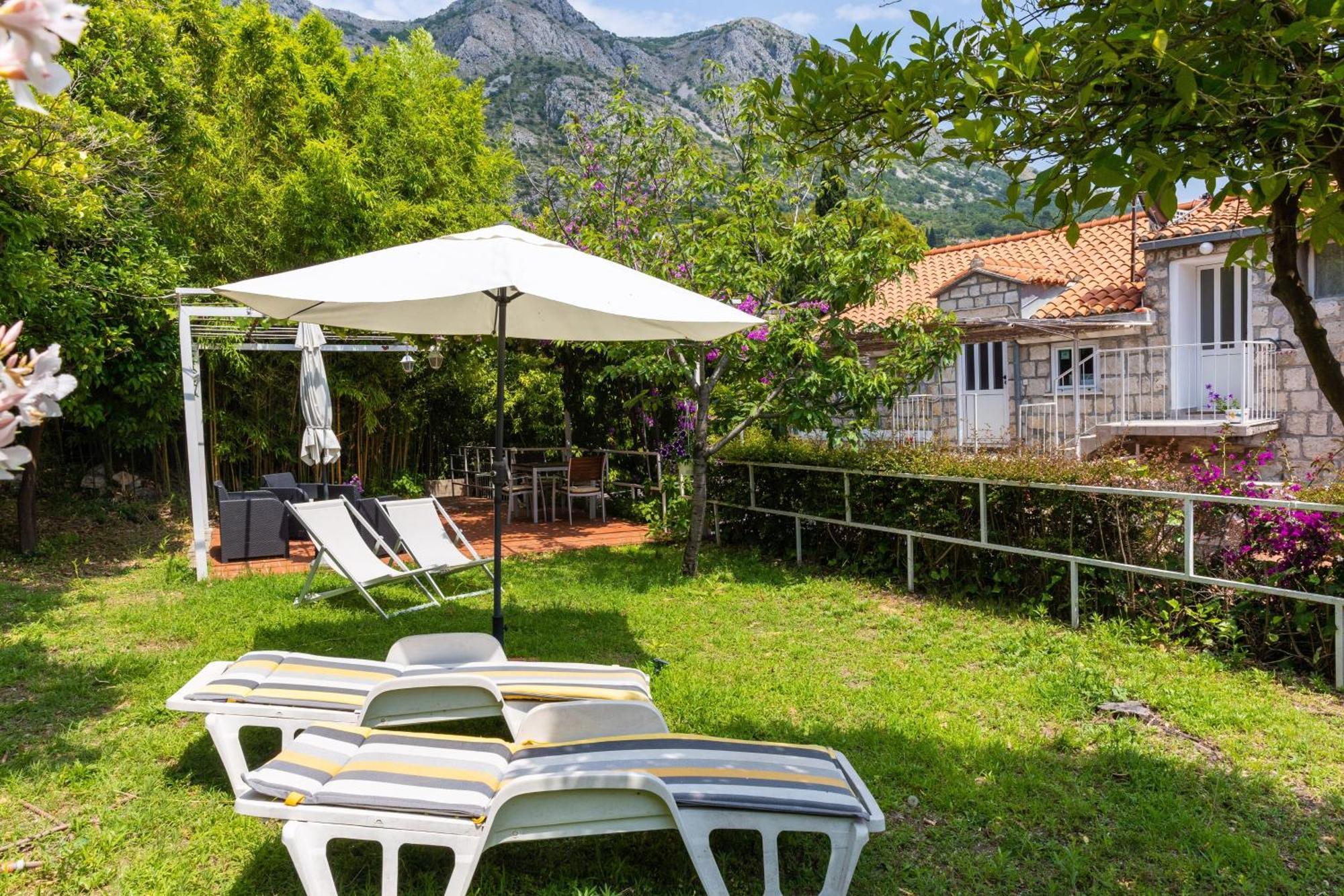 Apartments Mare Mlini Exterior photo